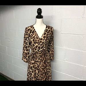NWOT 🍁 Ellison leopard wrap midi dress